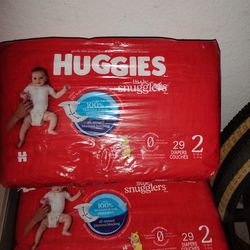 HUGGIES PAMPERS (SIZE 2) *29 COUNT*