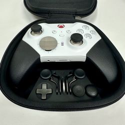 Microsoft Xbox Elite Series 2 Wireless Controller - White/Black