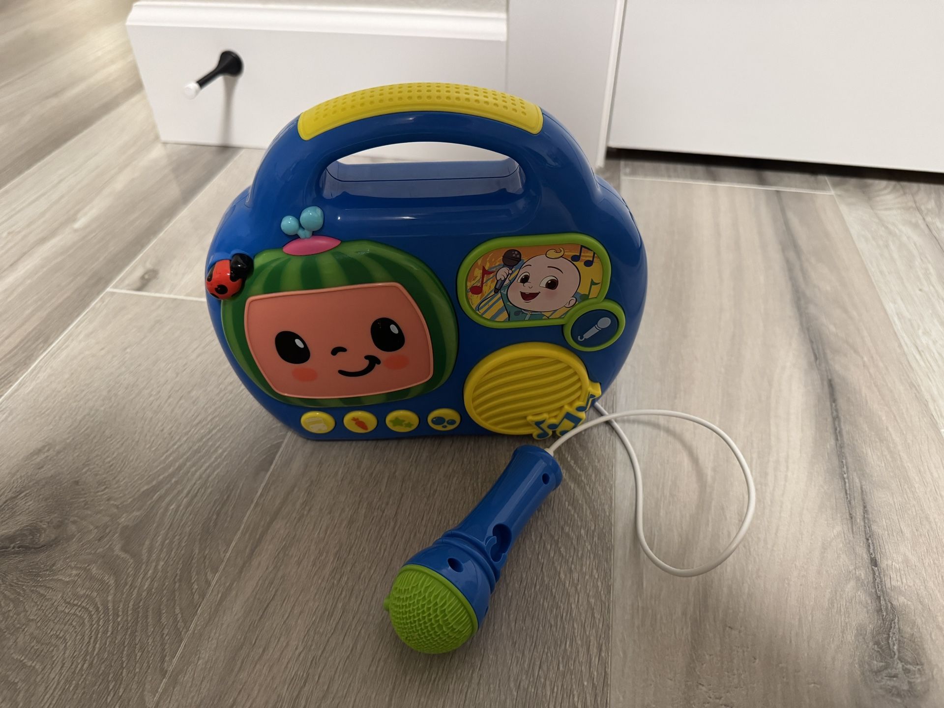 Cocomelon Sing Along Boombox with Microphone