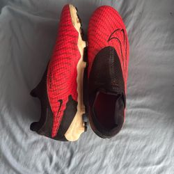 Nike Phantom Academy