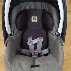 Peg Perego car seat - best value