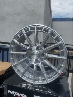 18” katana KR11 18x8 5x120/5x114 glossy silver