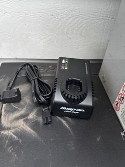 Snap On 14.4 Charger 