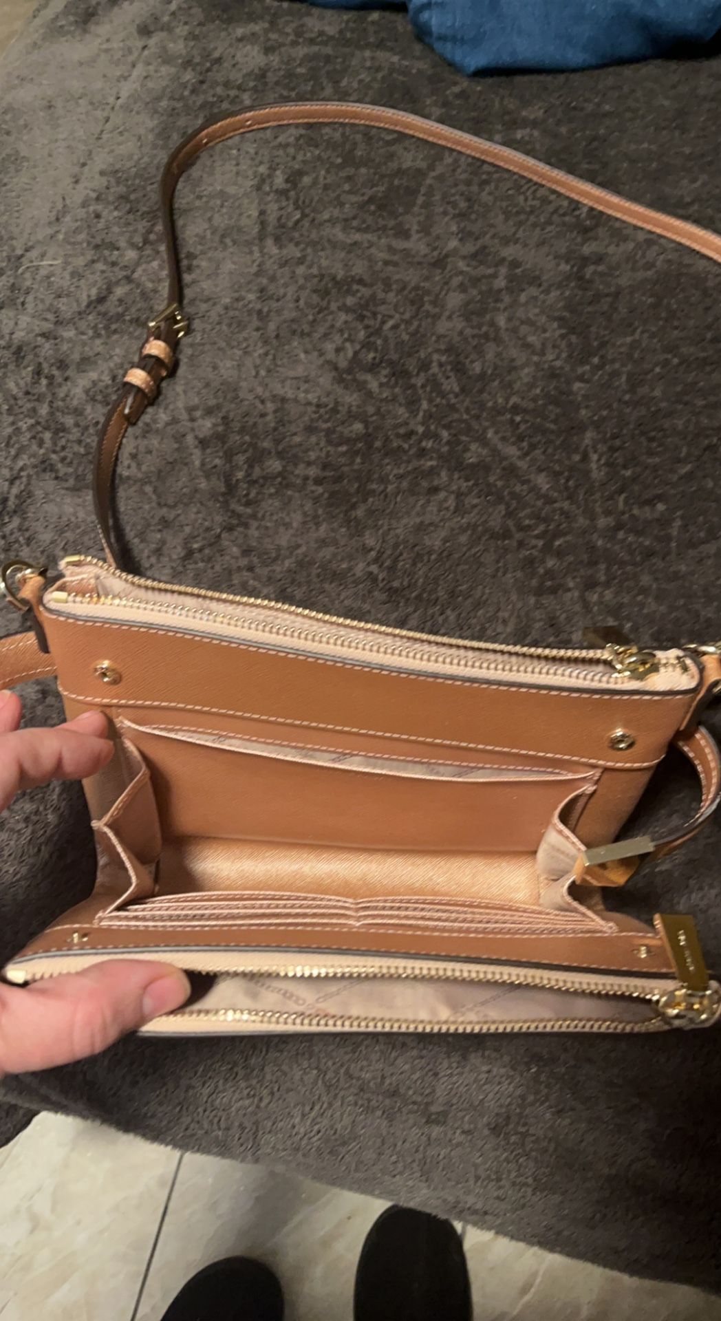 Michael kors purse and shoes hotsell