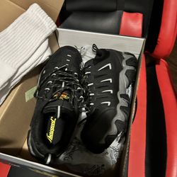 Men's Thorogood Composite Toe Waterproof Athletic Work Shoe