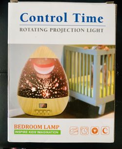Baby and toddlers bedroom lamp/projector