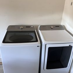 Washer & Dryer Set 