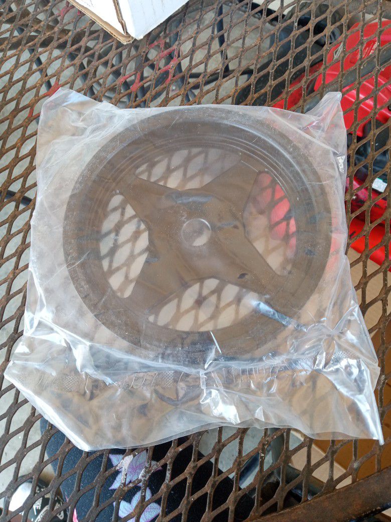 Ford F -150 Brand New Power Steering Pulley And Pump Never Been Open Brand New 