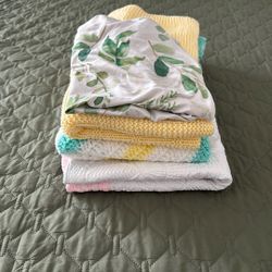 Baby Blankets (2) Crib Quilt (1) Changing Pad Cover 1 Bundle For 10.00