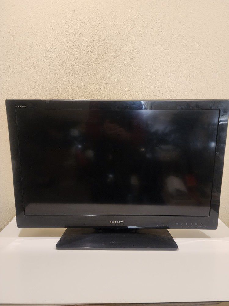 Sony Bravia TV & PC monitor.
LCD-32 inchs.