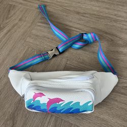 NEW Pink Dolphin Fanny Pack for Sale in Las Vegas NV OfferUp