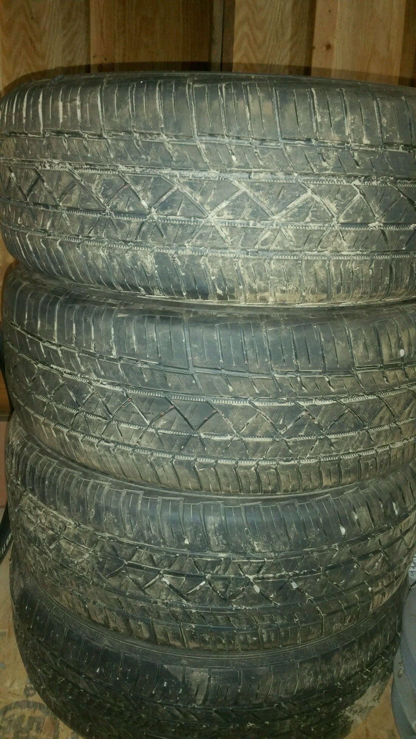4 tires 215/55/r17