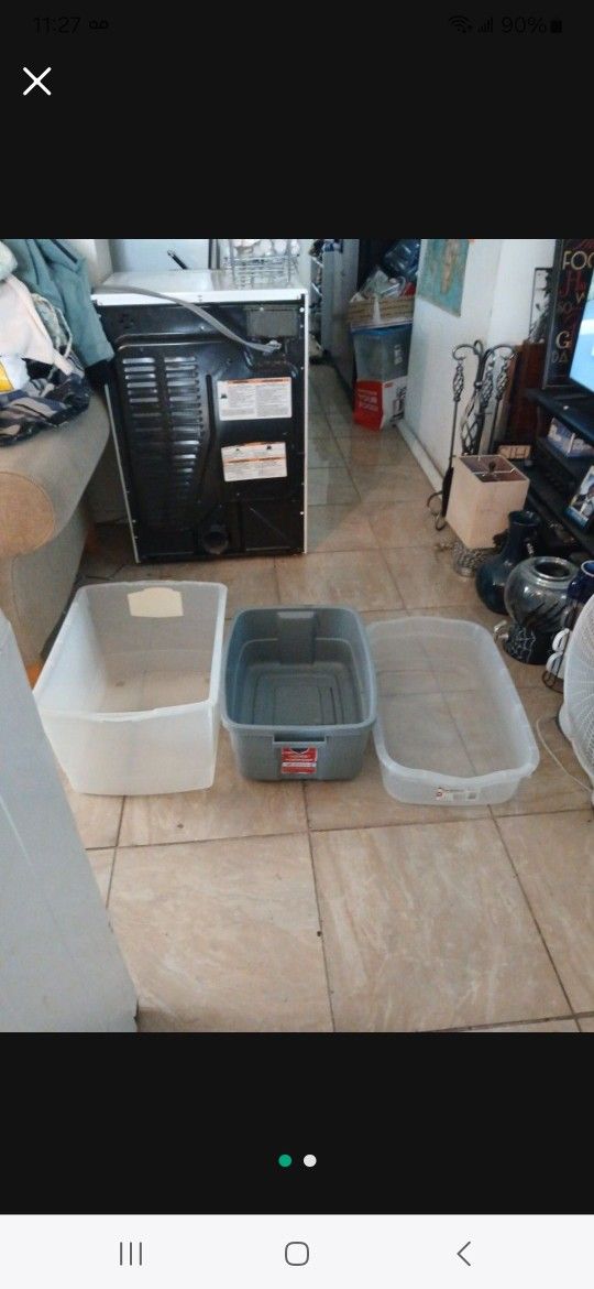 Plastic Containers 1 for $7