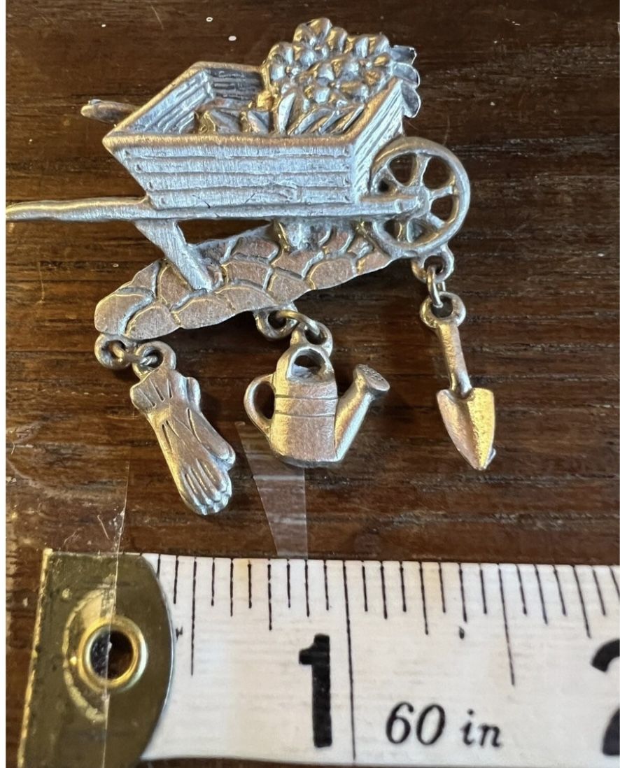 Linsey Claire Designs Pin
