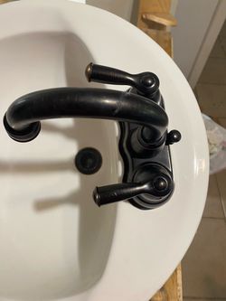 Bronze Bathroom Faucet with Sink
