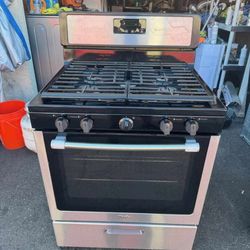 WHIRLPOOL 30" STAINLESS STEEL 5 BURNER GAS STOVE