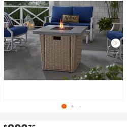 Haymont 30 in. W 40000 Btu Gray Steel Propane Outdoor Fire Pit Table with Lava Rocks