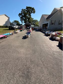 Yard sale 5/31 8-2pm