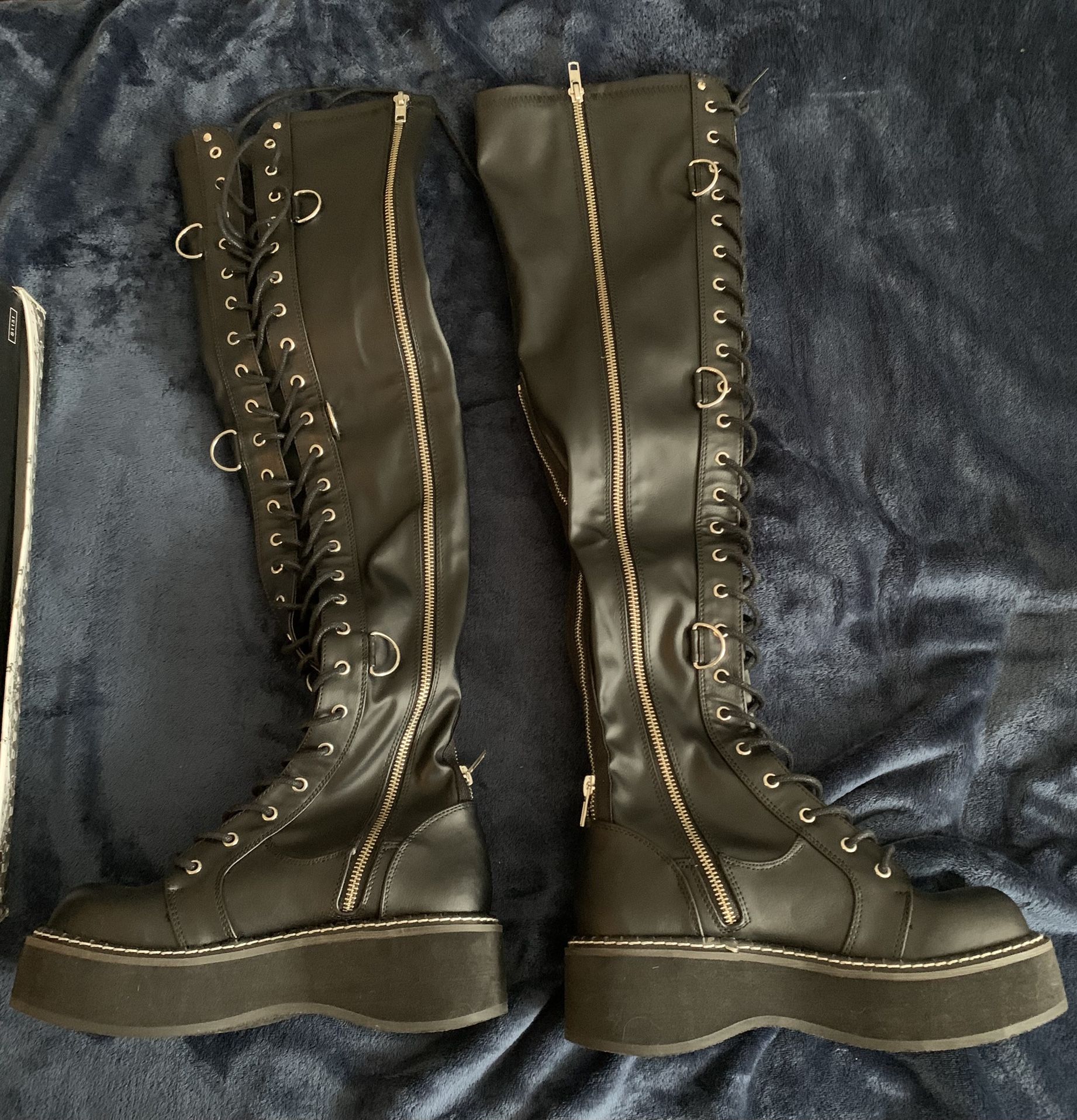 Demonia Madame Anarchy Bondage Boots size 8 Black