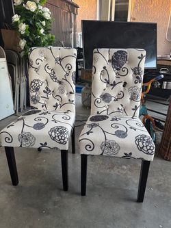 Dining chairs set of 2