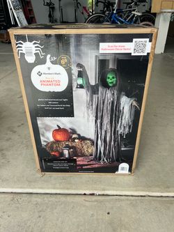 Halloween Animatronics - Pre-Lit Animated Phantom- 6Ft+ Tall