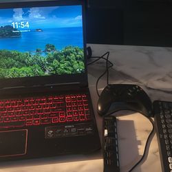 Gaming Laptop & Monitor 