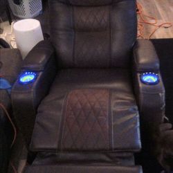 Ashley electric recliner w/LED