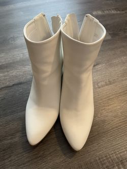 shein - Size 8 White Boots