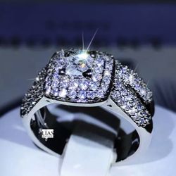 New 18k White Gold Wedding  Ring Set 