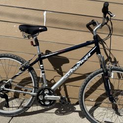 Bike Schwinn Sz 26