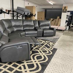 New Power Recliner Sectional Couch with Wide Comfy Seats! Includes Free Delivery 🚚!