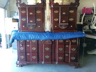 Cherry Wood Kinkaid dressing room set Queen size