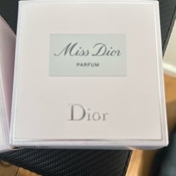 Miss Dior Perfume (parfum & Eau De Parfum