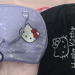 HELLO KITTY deep purse with original tag