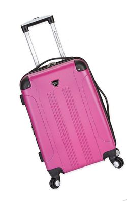 Travelers club rolling carry on 20”