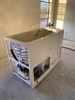 Walk-in Tub Walk-in Shower Jacuzzi Tub