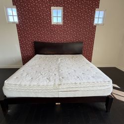 MOVING OUT SALE: King Bedframe, Dresser, & Nightstand Set