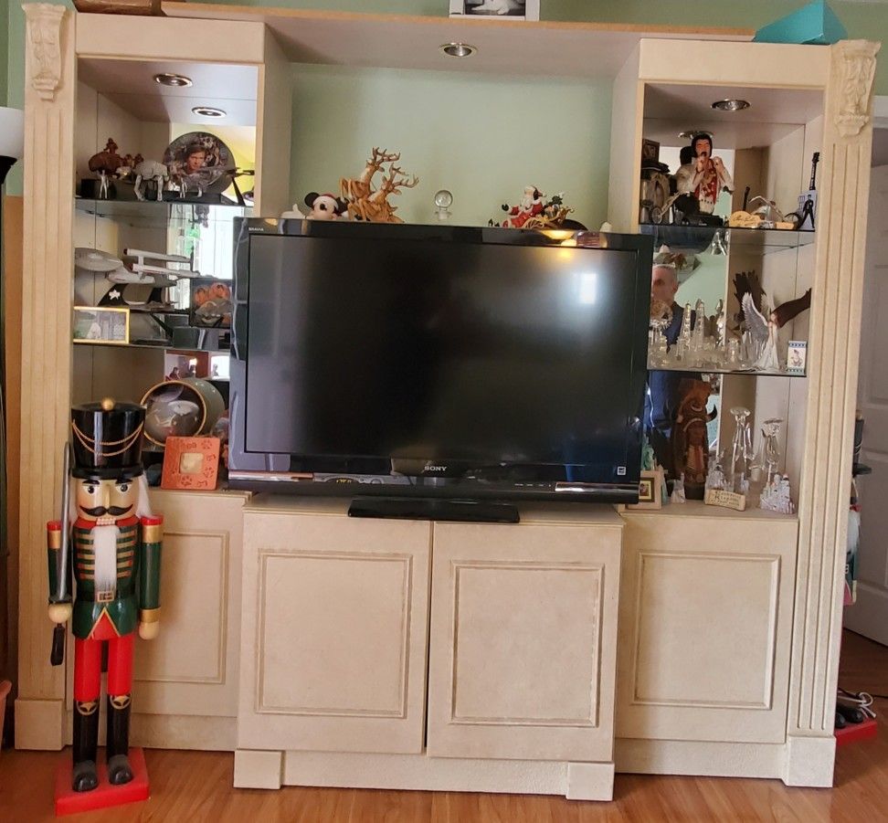 Entertainment Center