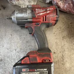 Milwaukee 1/2 Inch Impact and Battery 