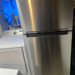 Whirlpool refrigerator