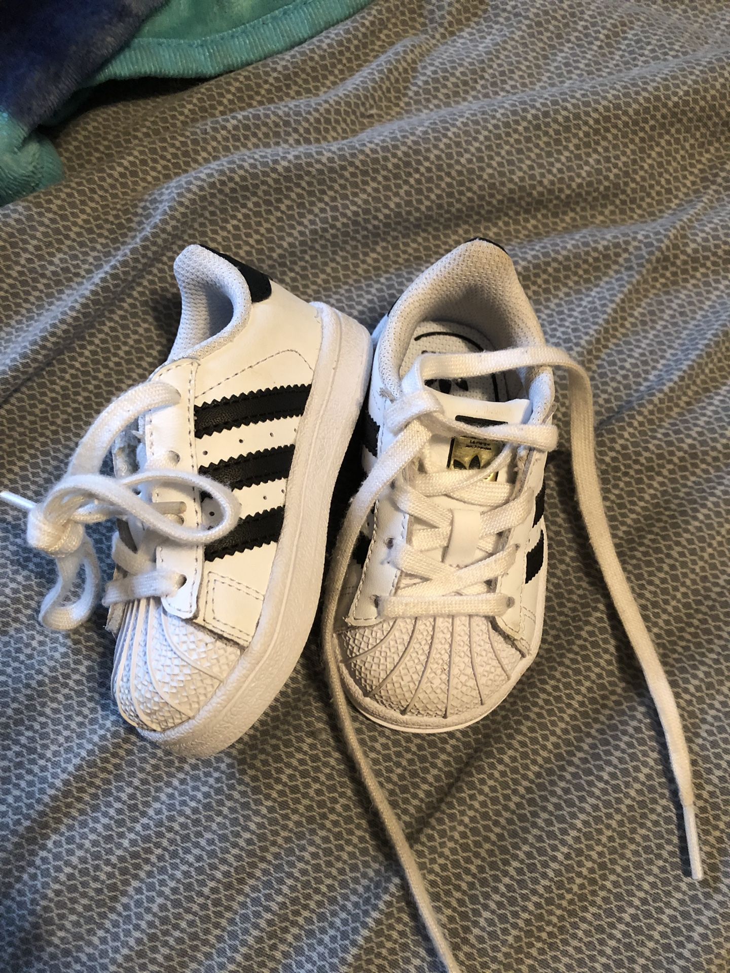 Kid shoes