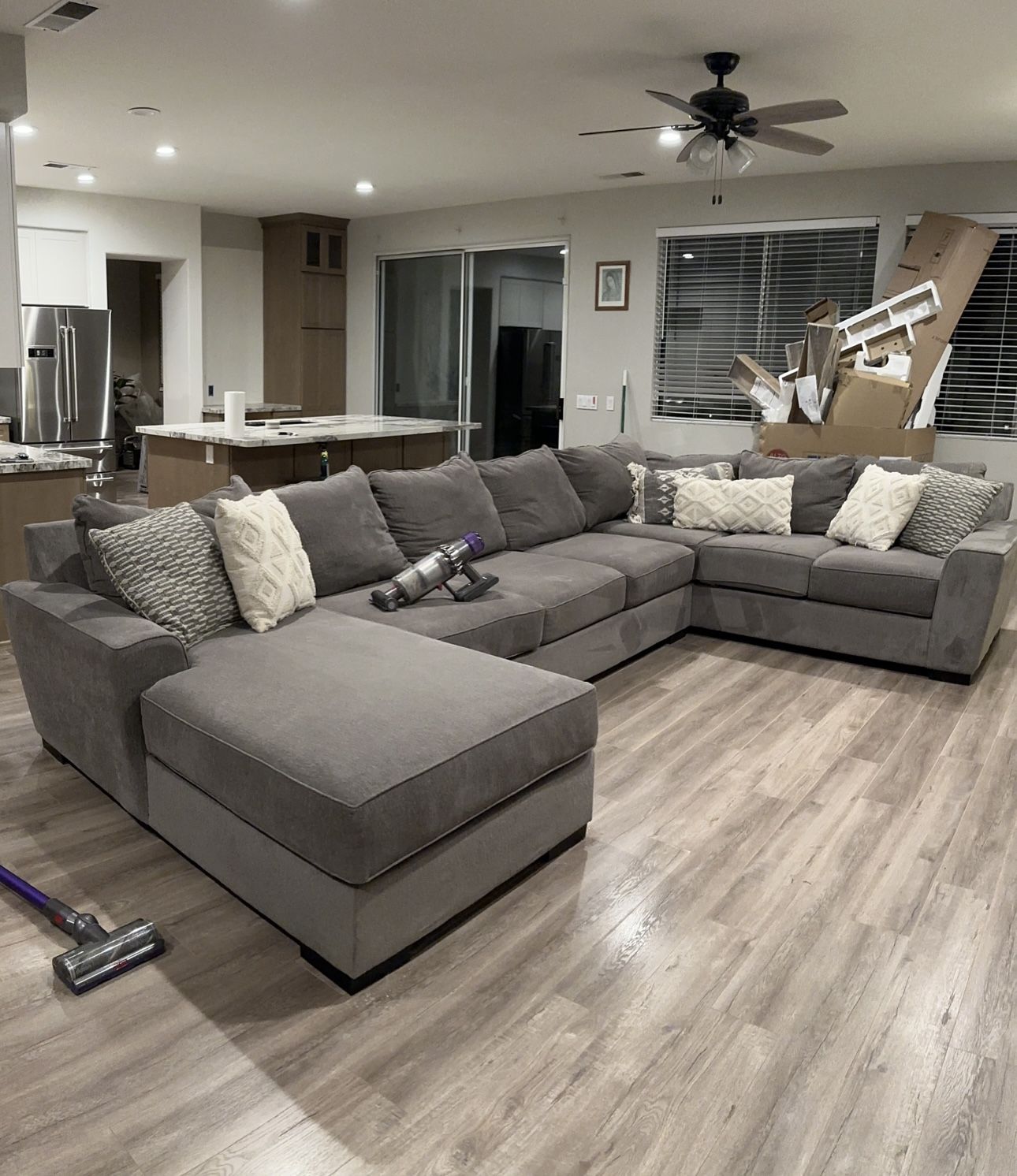 MOR furniture Sectional - Still Like New