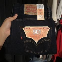 Dark blue Levi jean’s