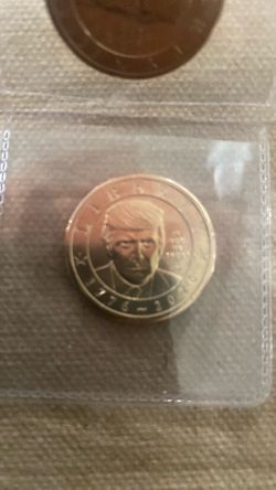 Trump Commemorative Collectible Coin