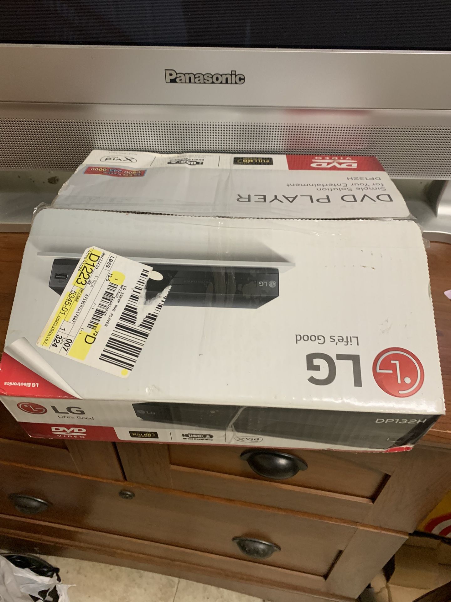 New LG DVD Player Open Box