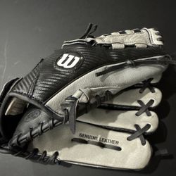 Leather Baseball Mitt