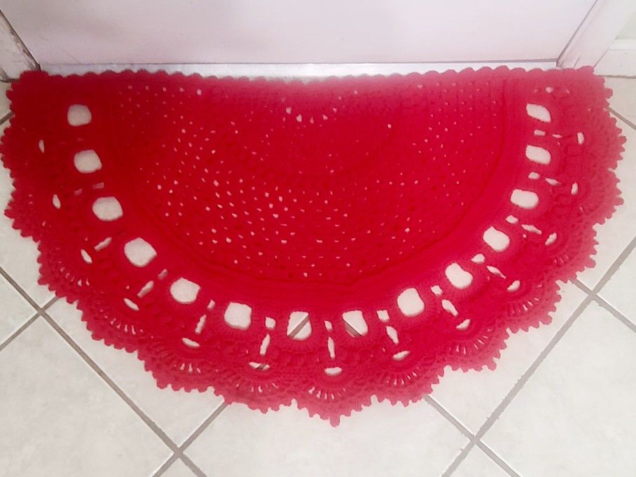 Crochet Valentine´s Gift, Handmade Red Mat