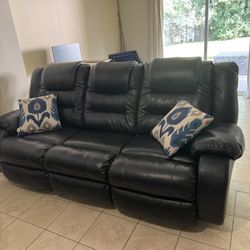 Black Leather Couches
