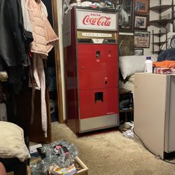 Westinghouse Drink Coca Cola Vendong Machine