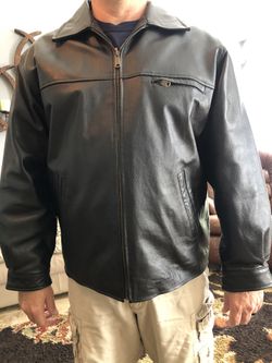 Men’s black leather jacket, size Large